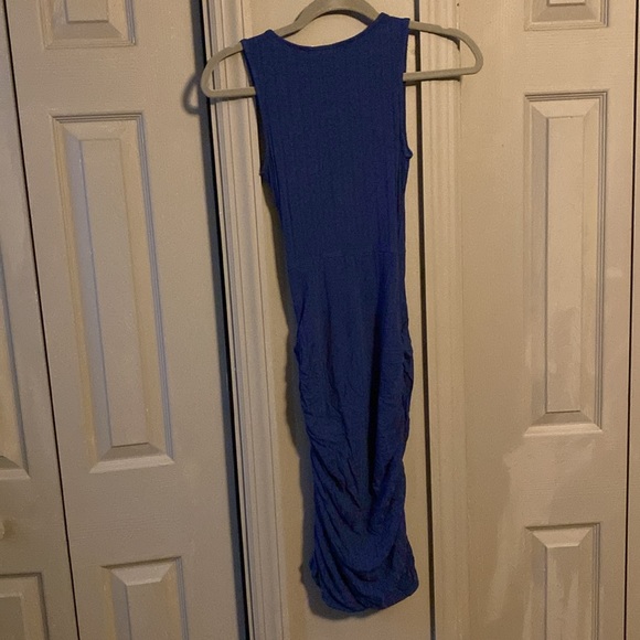 Blue dress - Picture 3 of 3